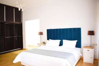 Отель Octava Boutique Hotel Тбилиси Улучшенный номер с кроватью размера «king-size»-8